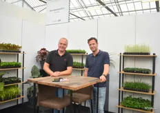 Leon van Erven en Jacco Bos van Vitro Westland, een weefselkweek producent van onder ander vaste planten. Plughandel is voor Europese verkoop en labplanten worden wereldwijd verhandeld.